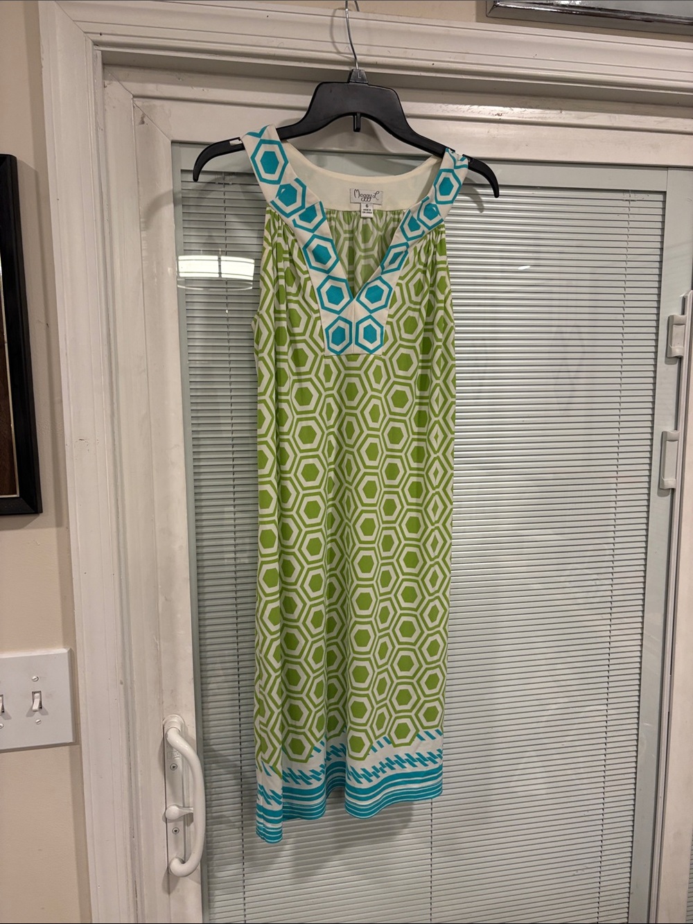 Sleeveless Green Geometric Casual Dress with Turquoise Trim